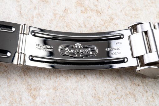 16610LV Submariner Date (neu / verklebt / Z Serie) – Bild 13