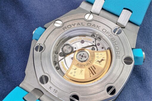 15710ST Royal Oak Offshore Diver (blue boutique only) – Bild 4