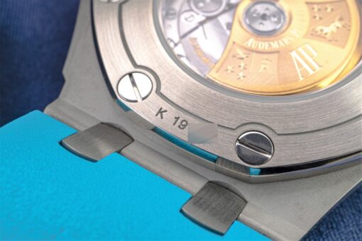 15710ST Royal Oak Offshore Diver (blue boutique only) – Bild 9