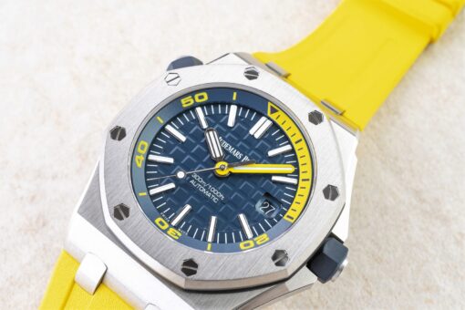 15710ST Royal Oak Offshore Diver (blue/yellow / 2019 / full set) – Bild 6