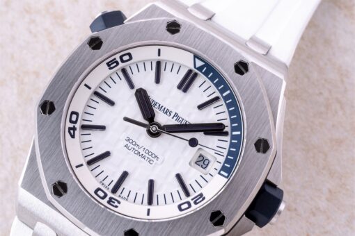 15710ST Royal Oak Diver (white-blue / 2019 / warranty until 2024) – Bild 4