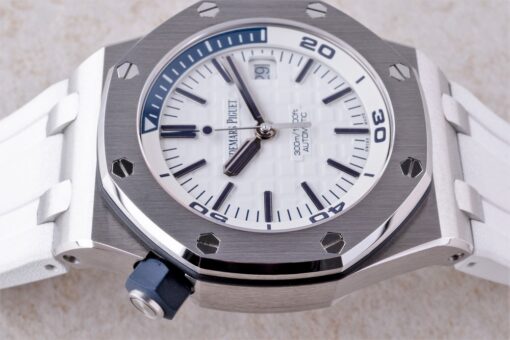 15710ST Royal Oak Diver (white-blue / 2019 / warranty until 2024) – Bild 8