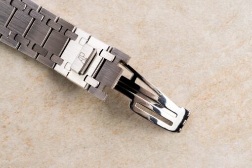 25960BC Royal Oak Chronograph (the white gold Kasparov / german full set / perfect condition) – Bild 11
