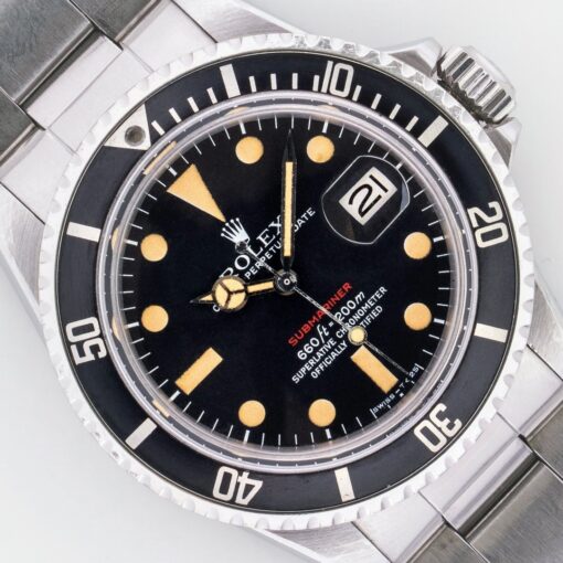 1680 Red Submariner (the unpolished crazy patina one ;-))