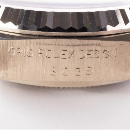 18039 Day-Date (rare blue vignette degrade dial / fat case version) – Bild 12