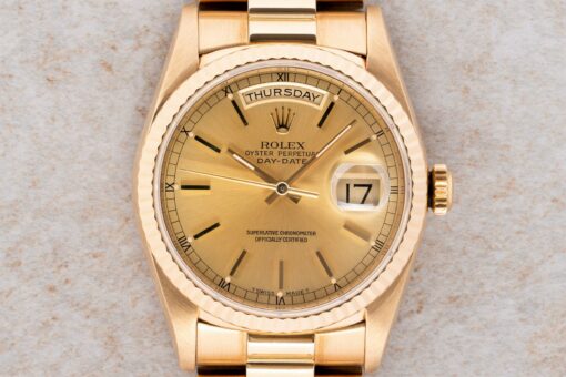 18238 Day-Date (golden sunray / box papers) – Bild 3