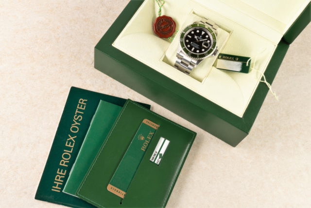 16610LV Submariner Date Kermit (LC 100 / unpolished / lime green) – Bild 5