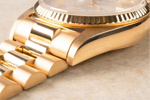 18038 Day-Date (silver sunray dial / box papers / 1979 / fresh service) – Bild 9