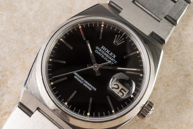 17000 Oysterquartz (top case / black dial / 1981) - Image 3