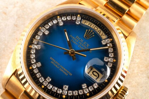 18038 Day-Date (blue vignette degrade dial / diamond string / great watch) – Bild 4