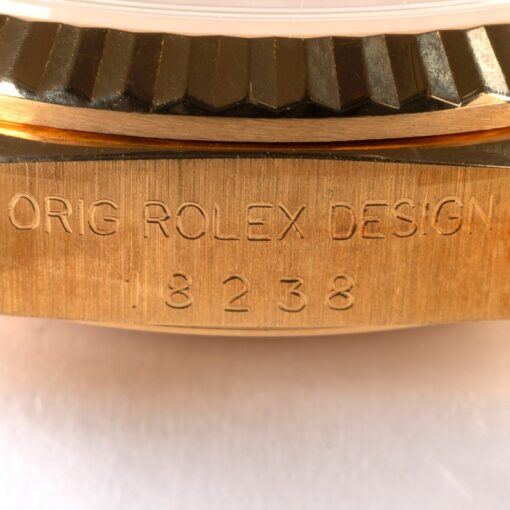 18238 Day-Date (unpolished / box papers / golden diamond sunray dial) – Bild 14