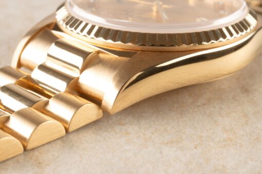 18238 Day-Date (unpolished / box papers / golden diamond sunray dial) – Bild 9