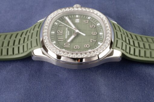 5267/200A-011 Aquanaut Luce (2022 / germany / new / uncut strap) - Image 5
