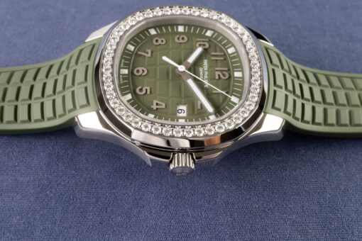 5267/200A-011 Aquanaut Luce (2022 / germany / new / uncut strap) - Image 6