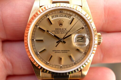 18238 Day-Date (unpolished / top bracelet / golden sunray dial) – Bild 2
