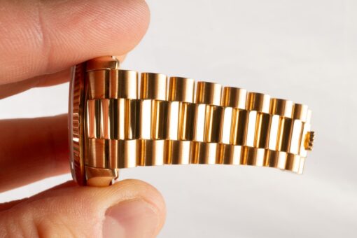 18238 Day-Date (unpolished / top bracelet / golden sunray dial) – Bild 5