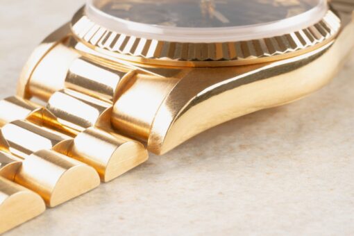 18238 Day-Date (unpolished / top bracelet / golden sunray dial) – Bild 7