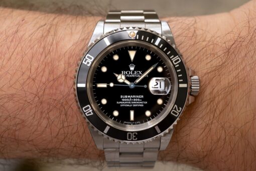 16610 Submariner Date (unpolished / super patina / caseback sticker / box & papers – Bild 2