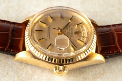 1803 Day-Date (wonderful and very rare black lume dial with arab minute track) – Bild 8