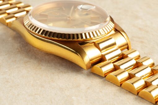 18238 Day-Date (unpolished / LC100 full set / golden sunray dial) – Bild 10