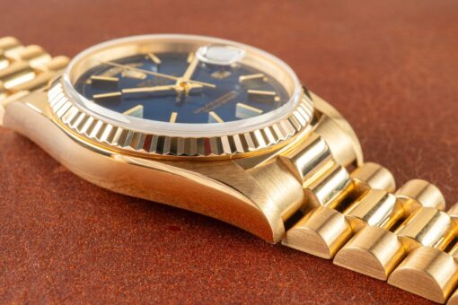 18238 Day-Date (wonderful blue dial / box papers / LC100 Germany) – Bild 8