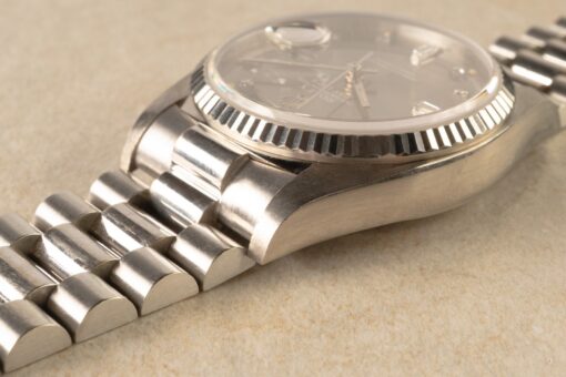 18039 Day-Date (thick case version / unpolished and perfect / grey diamond dial) – Bild 8