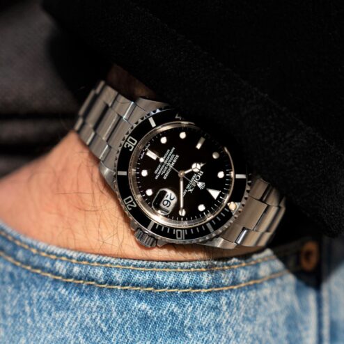 Alternative view of 16610 Submariner Date (K serial 2002 / full set with purchase receipt)