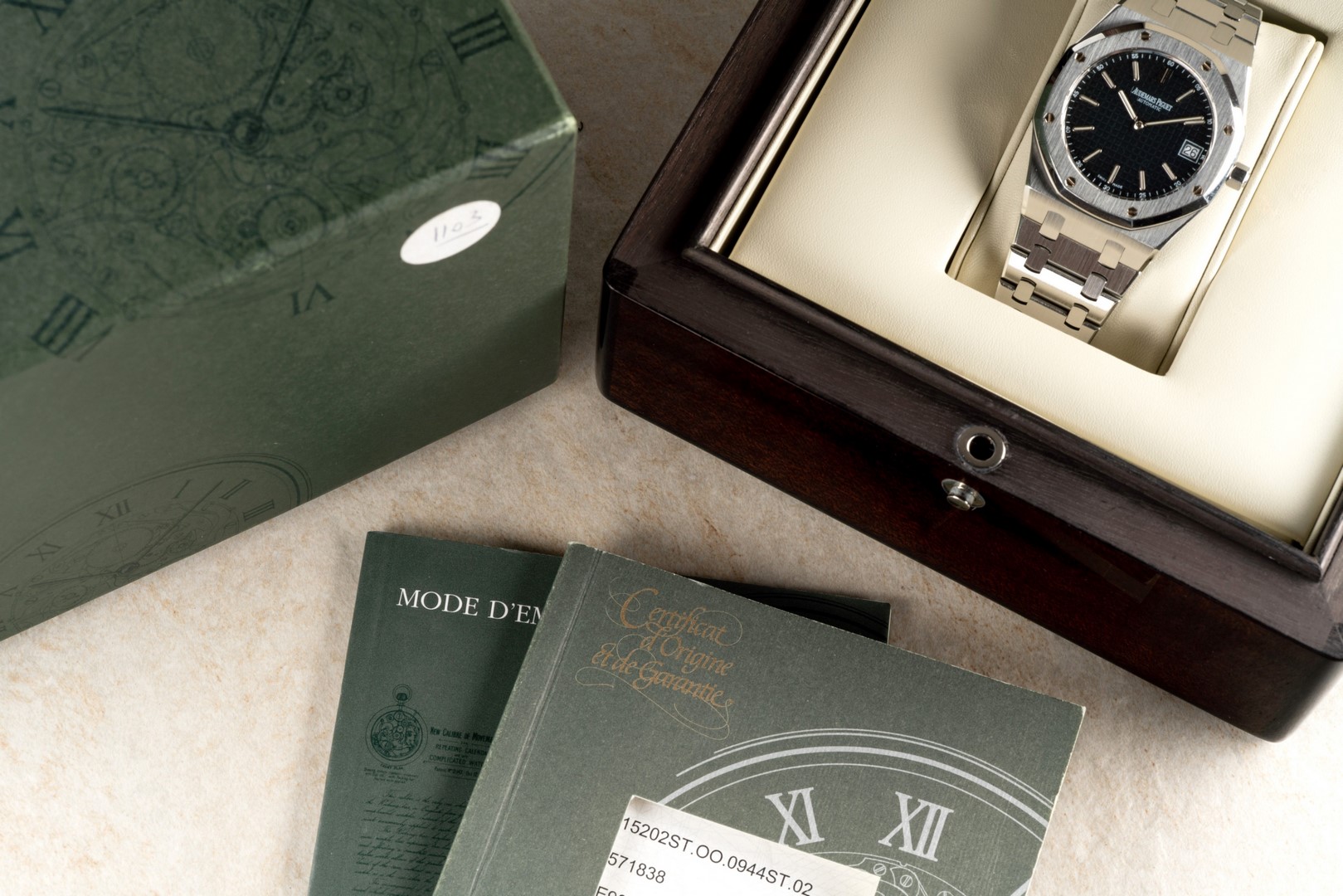 15202ST Royal Oak (full set from Germany / dark blue dial 02 / from 2004) - Image 3