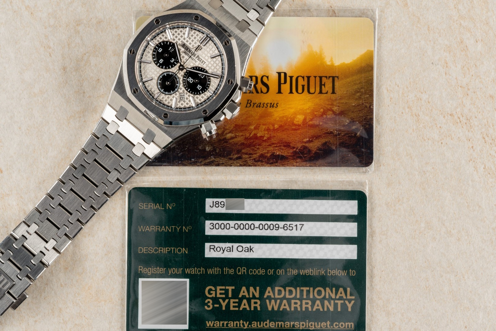 26331ST Royal Oak Chronograph (Panda dial / box and papers / from 2018) - Image 4