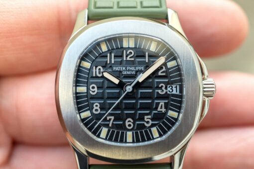 5060A Aquanaut (tritium dial / box and papers / full Patek service 2025) – Bild 2