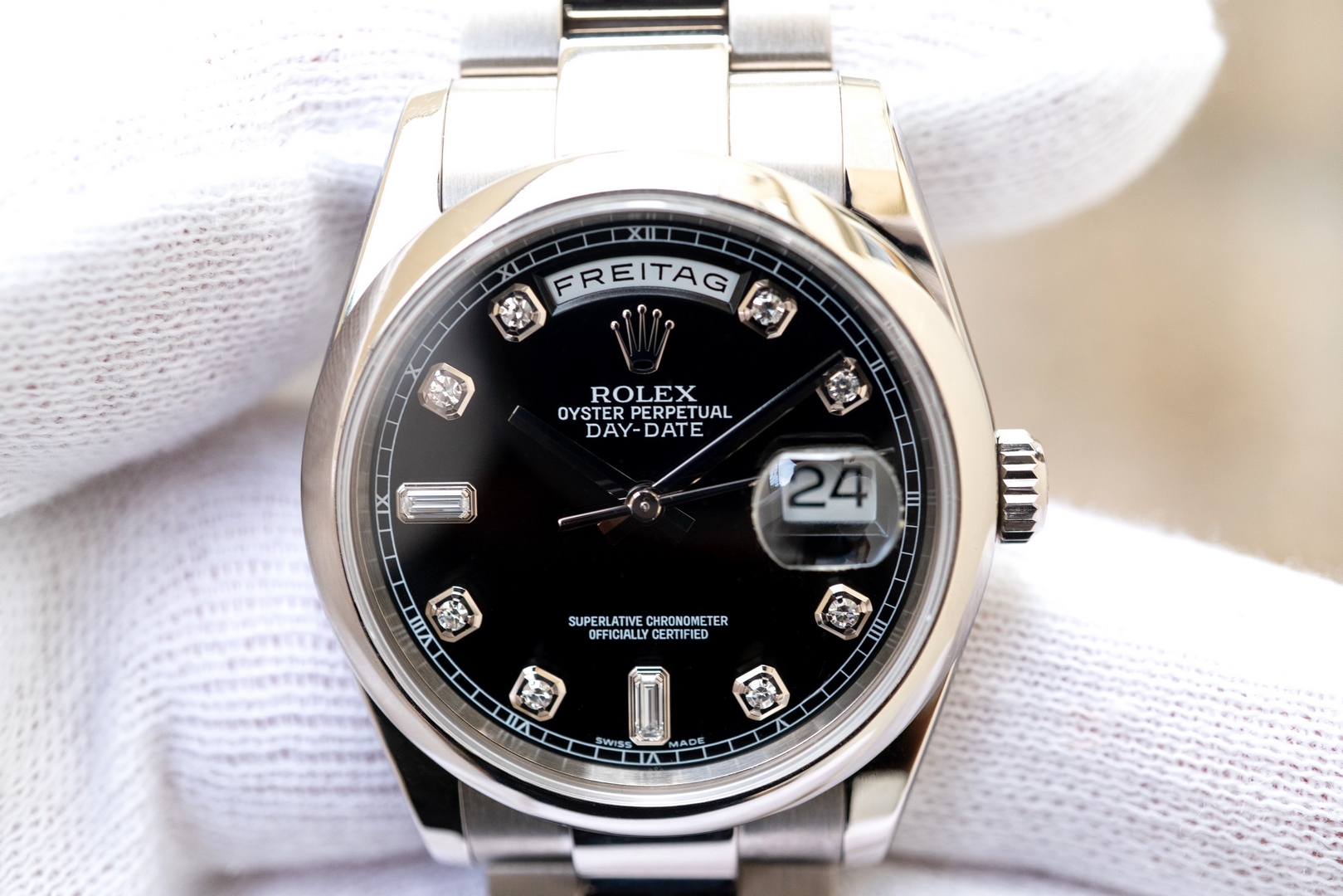 118209 Day-Date (black diamond dial / box papers LC100 / top condition) – Bild 2