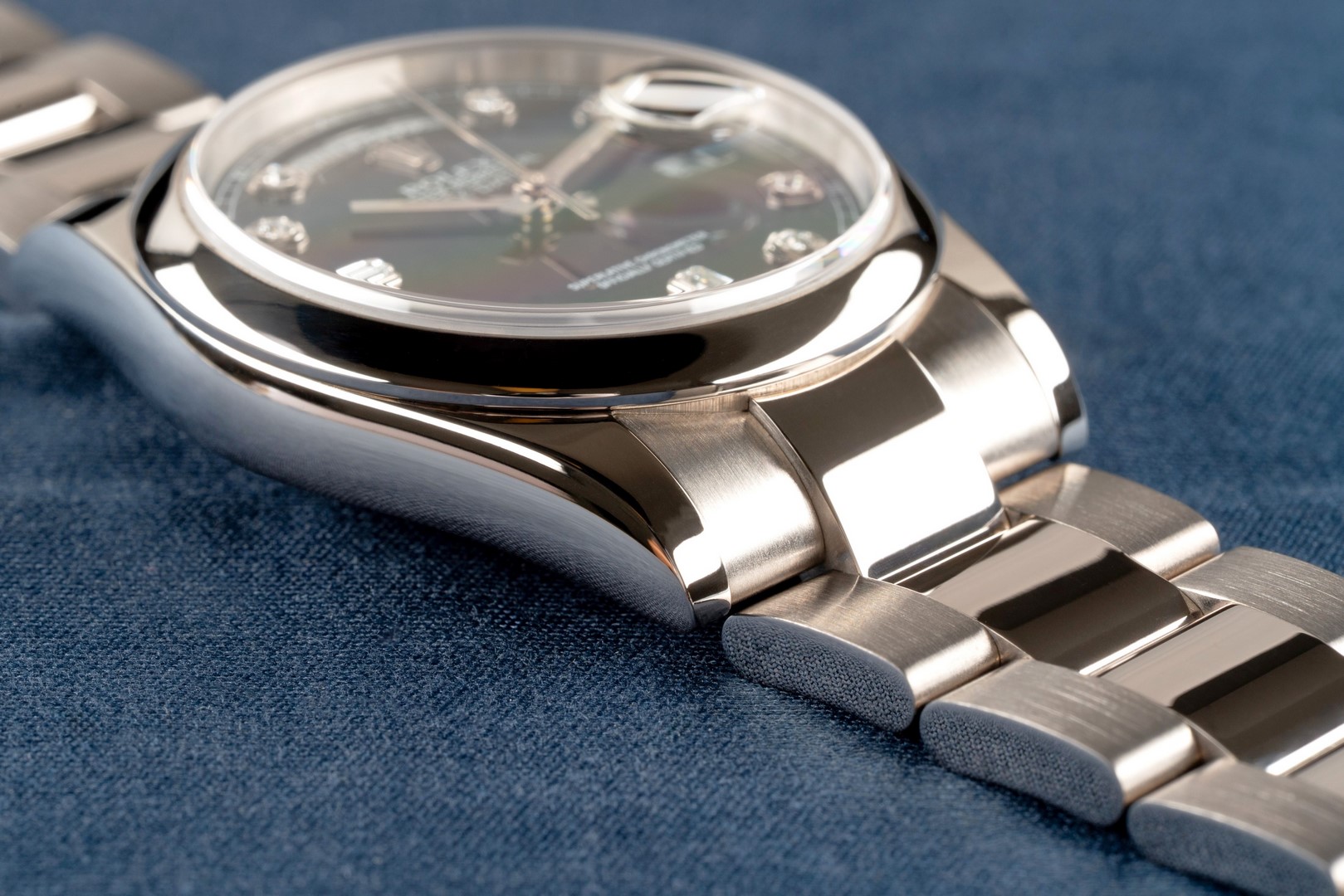 118209 Day-Date (black diamond dial / box papers LC100 / top condition) – Bild 6