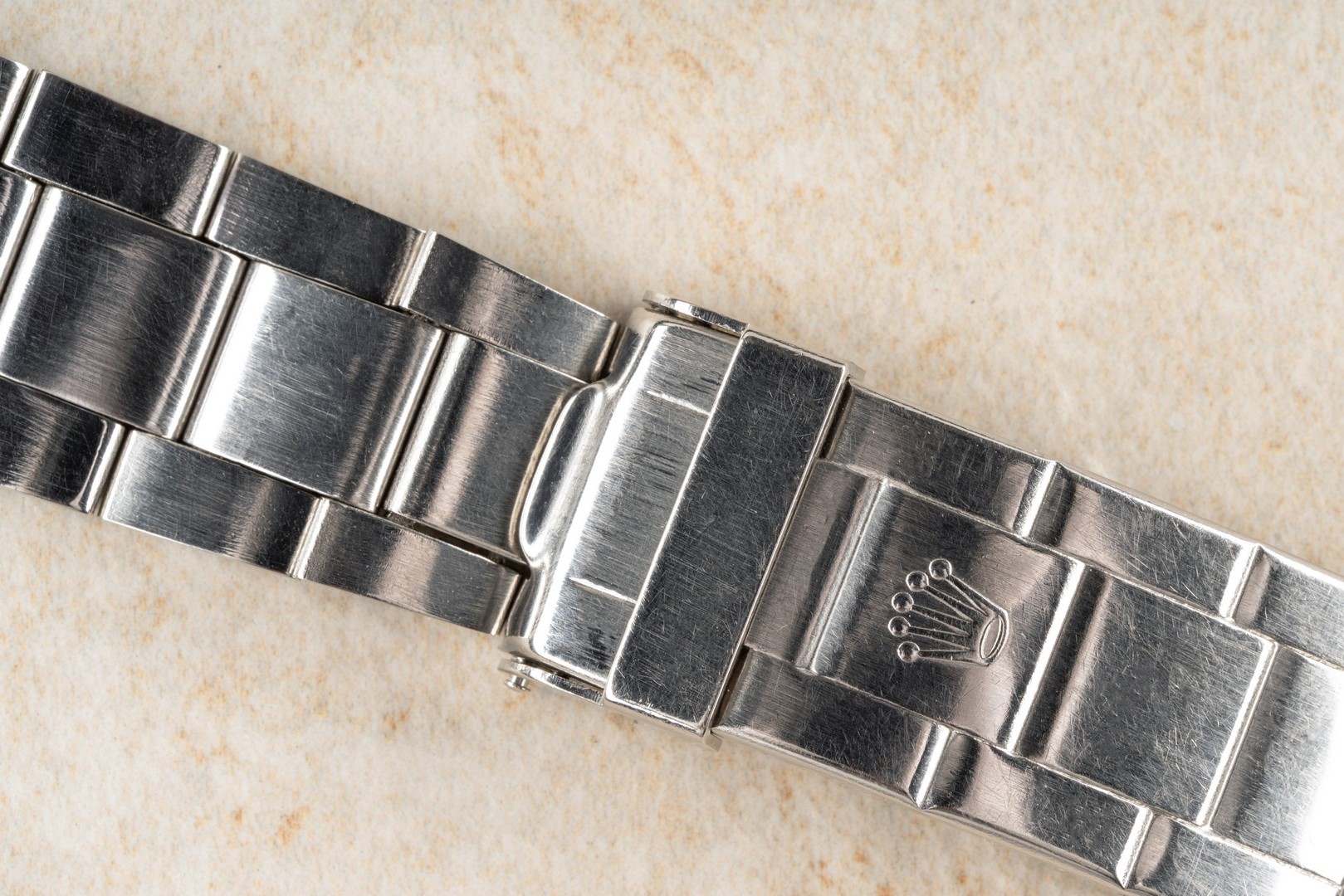 1680 Submariner Date (MKIV RED Sub / from 1970 / original folded oyster) - Image 12