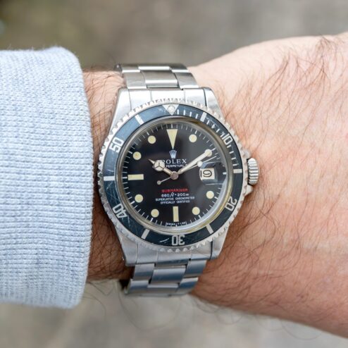 Alternative view of 1680 Submariner Date (MKIV RED Sub / from 1970 / original folded oyster)