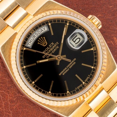 19018 Day-Date Oysterquartz (full set from Lugano / black dial / top vintage)
