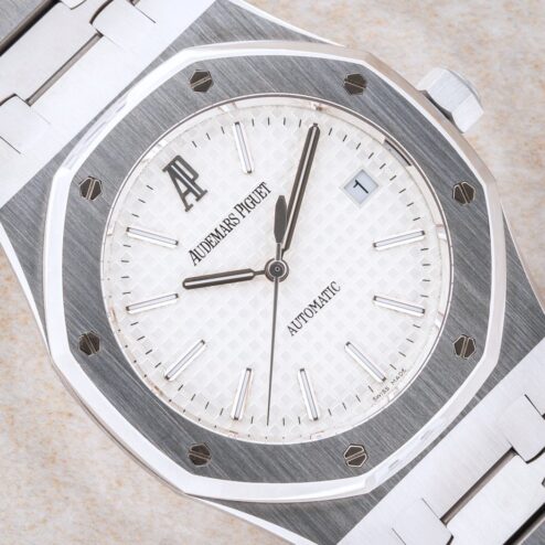 15300ST Royal Oak (white dial / full set / service papers / from 2008)