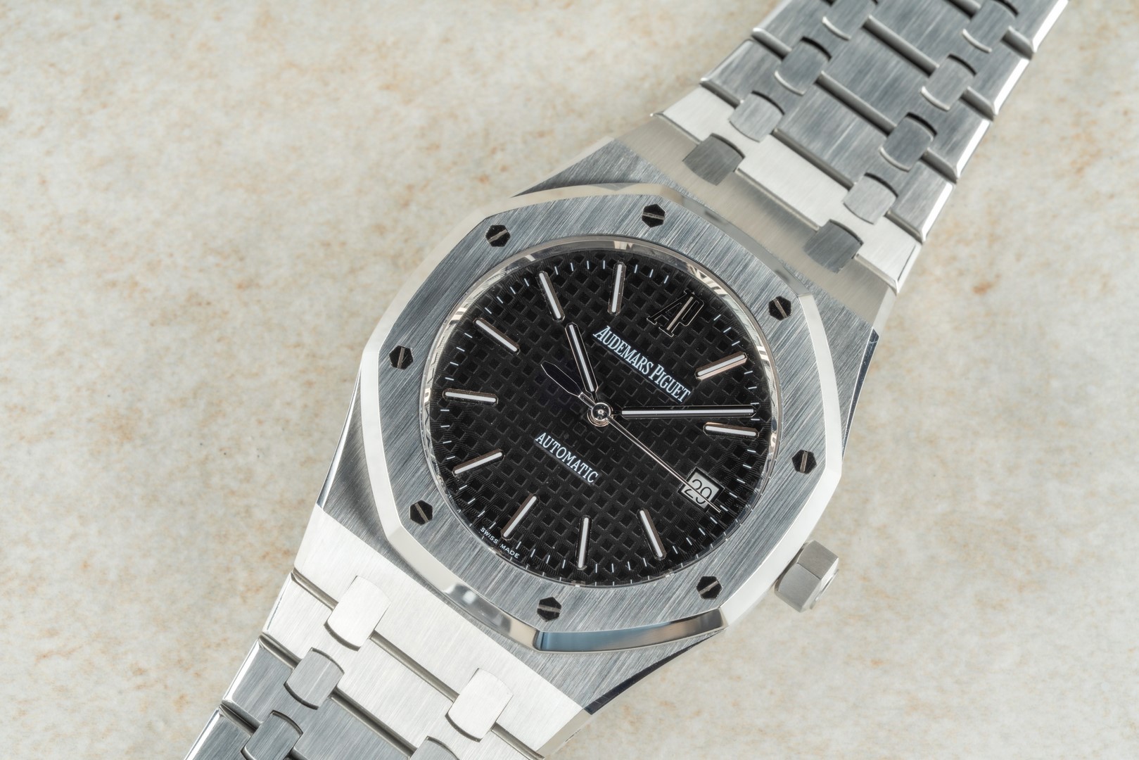 15300ST Royal Oak (black dial / born black / top top watch / full set) – Bild 6