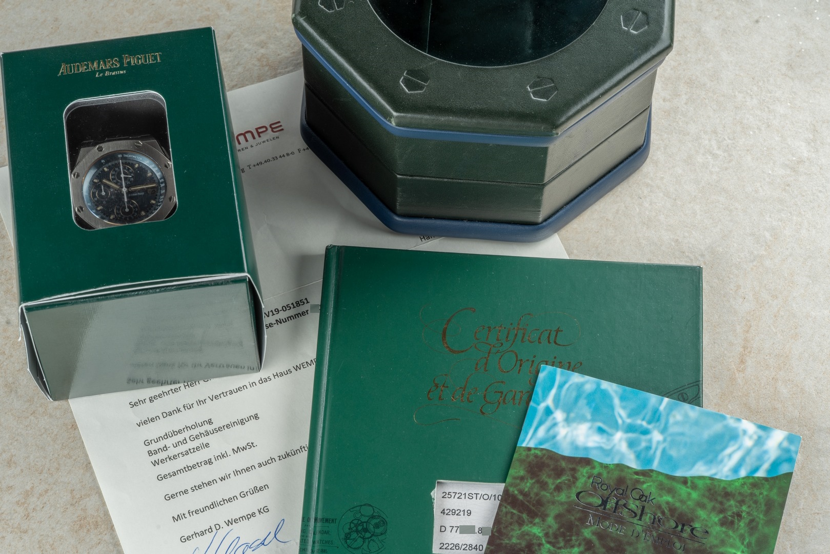 25721ST Royal Oak Offshore (First series BEAST / blue tropical dial / papers and rare box) - Image 5