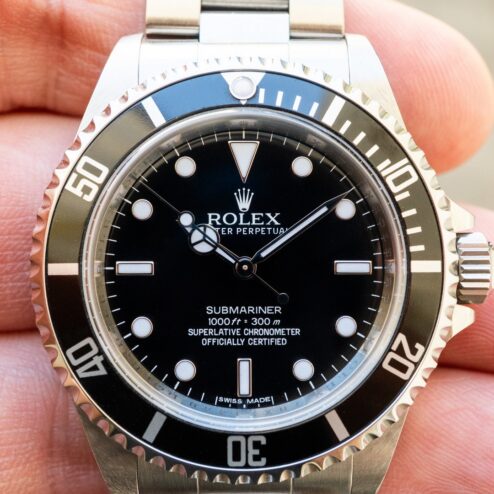 Alternative view of 14060M Submariner No Date (random serial / unpolished / rehaut engraving)