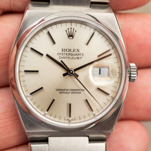 Alternative view of 17000 Datejust Oysterquartz (silver sunray / service papers / from 1982)