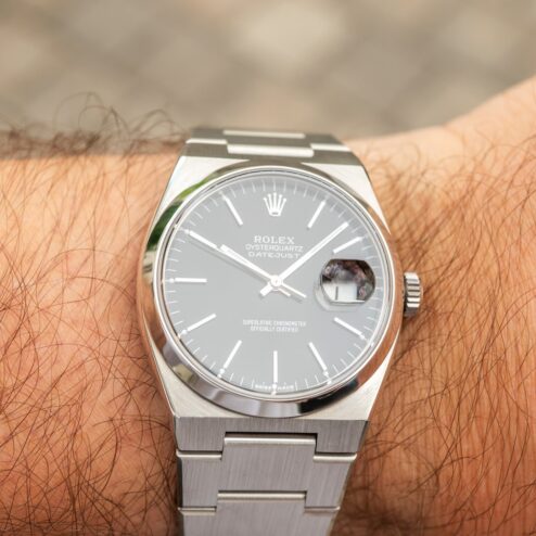 Alternative view of 17000 Datejust Oysterquartz (full set / service papers / new bracelet)