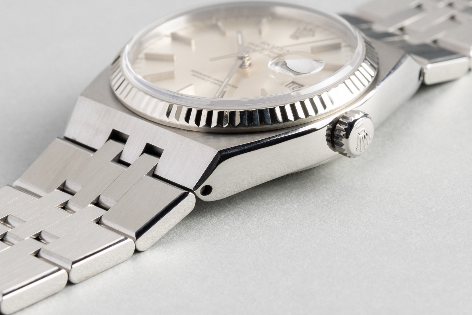 17014 Datejust Oysterquartz (silver sunray dial / service papers from 2020) – Bild 10
