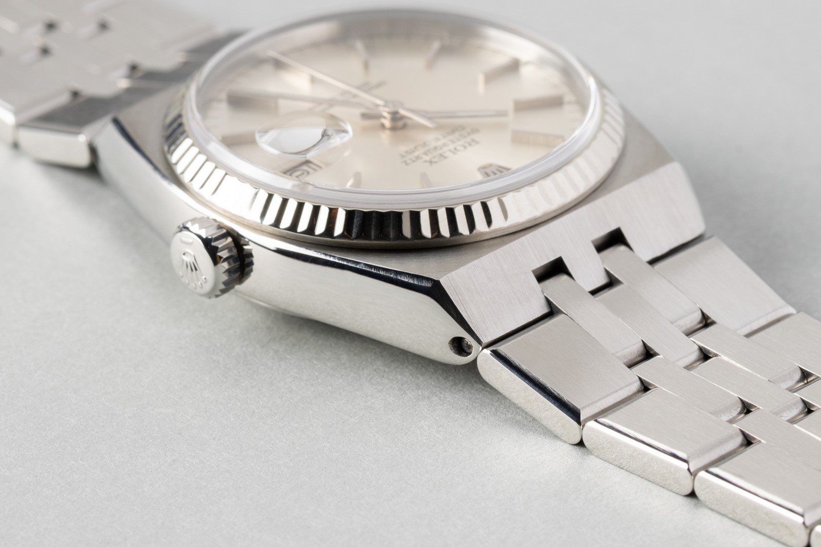 17014 Datejust Oysterquartz (silver sunray dial / service papers from 2020) – Bild 9