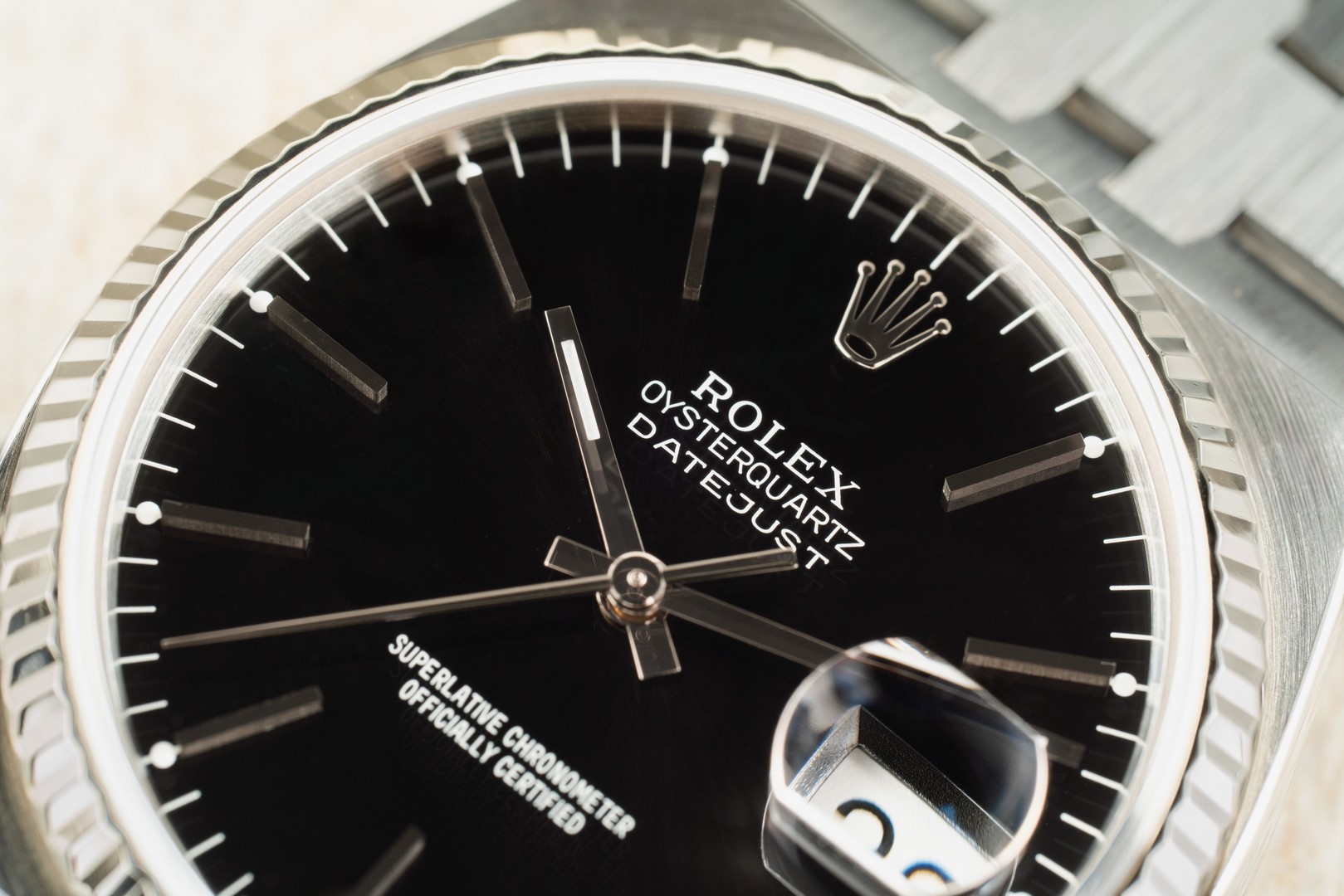 17014 Datejust Oysterquartz (black dial / service papers / from 1982) – Bild 6