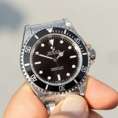Alternative view of 14060 Submariner No Date (unpolished / tritium / box papers)