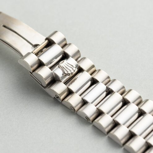 1803 Day-Date (full set /light tropical dial / top condition / hidden clasp president) – Bild 13