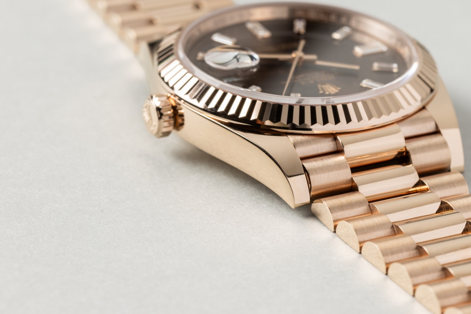 228235 Day-Date (2020 full set / from italy / top condition / choco baguette dial) – Bild 8