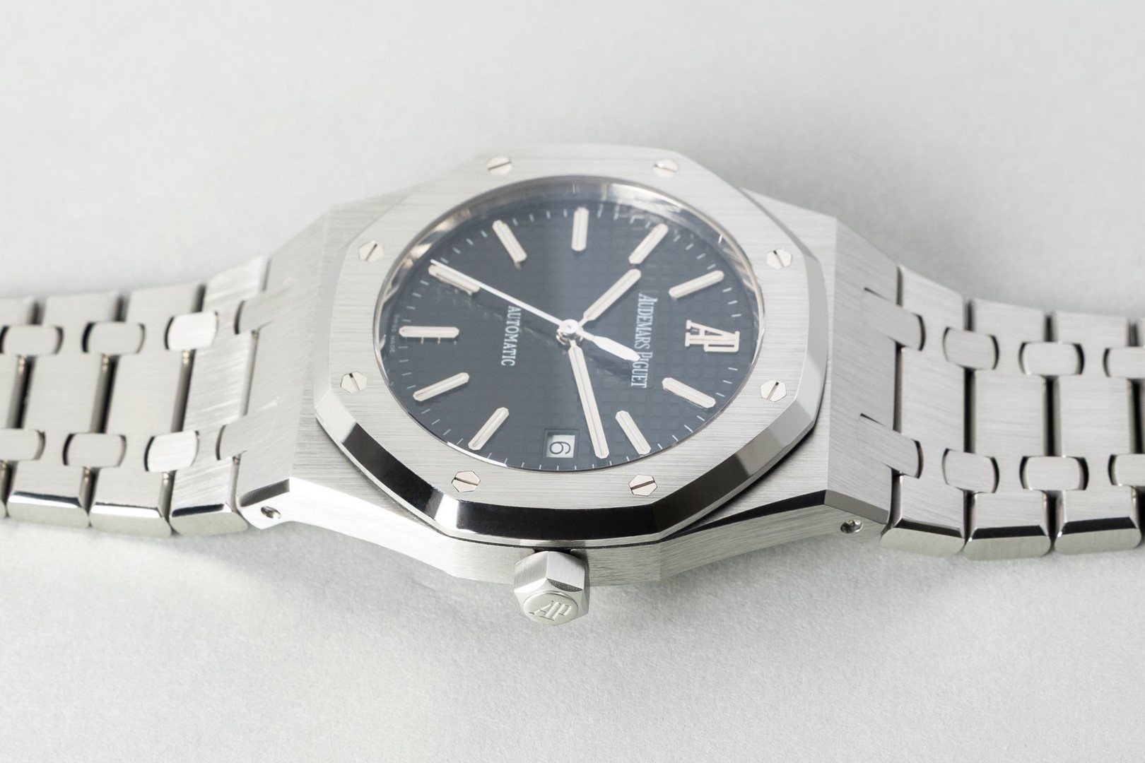 15300ST Royal Oak (full set / born black dial / top condition) – Bild 11