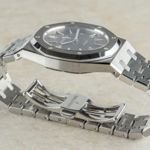 15300ST Royal Oak (full set / born black dial / top condition) – Bild 7