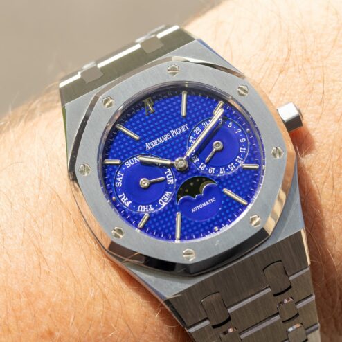 Alternative view of 25594ST Royal Oak (Yves Klein dial / unpolished condition / german full set)